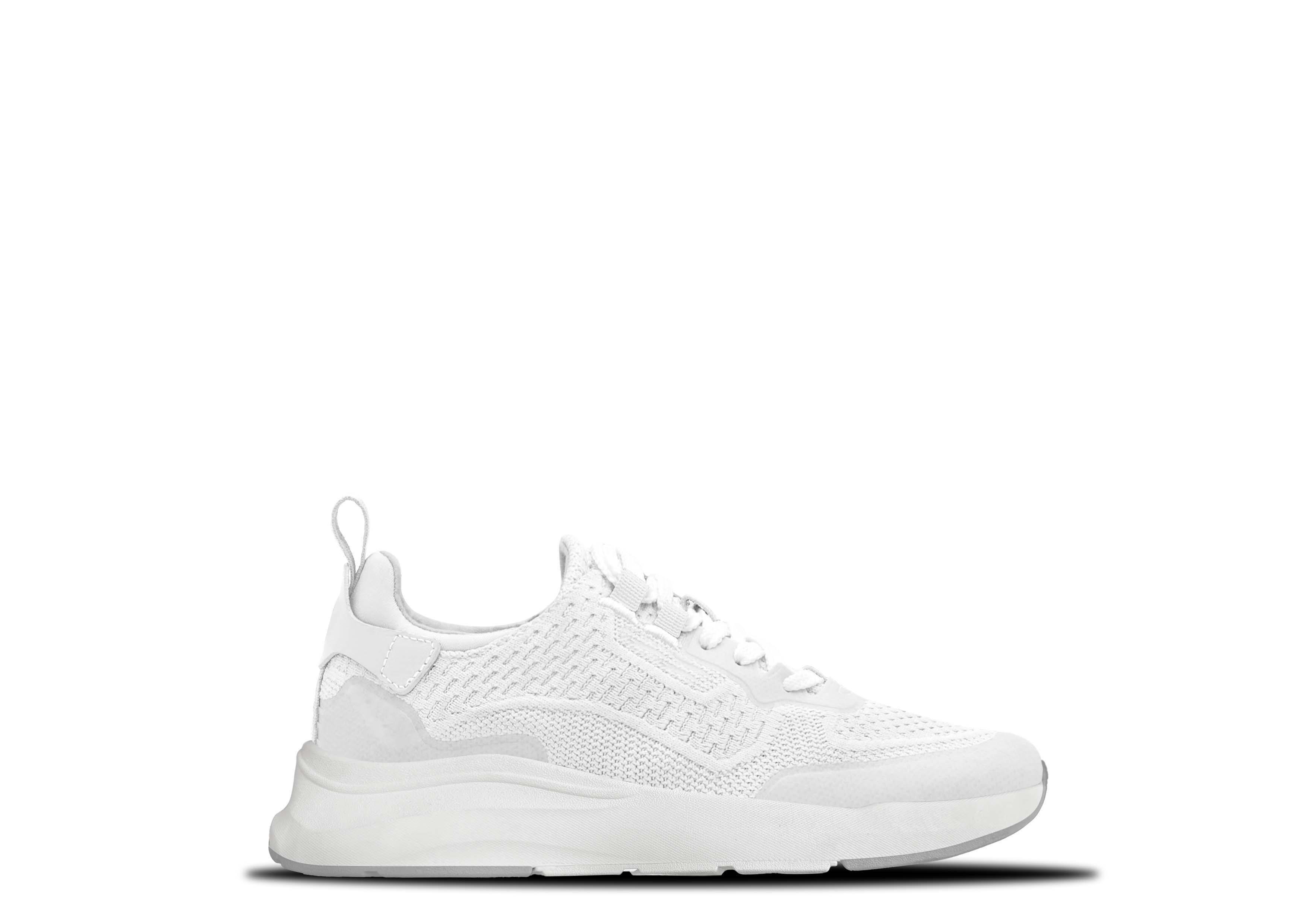 FLY KNIT SNEAKER 004